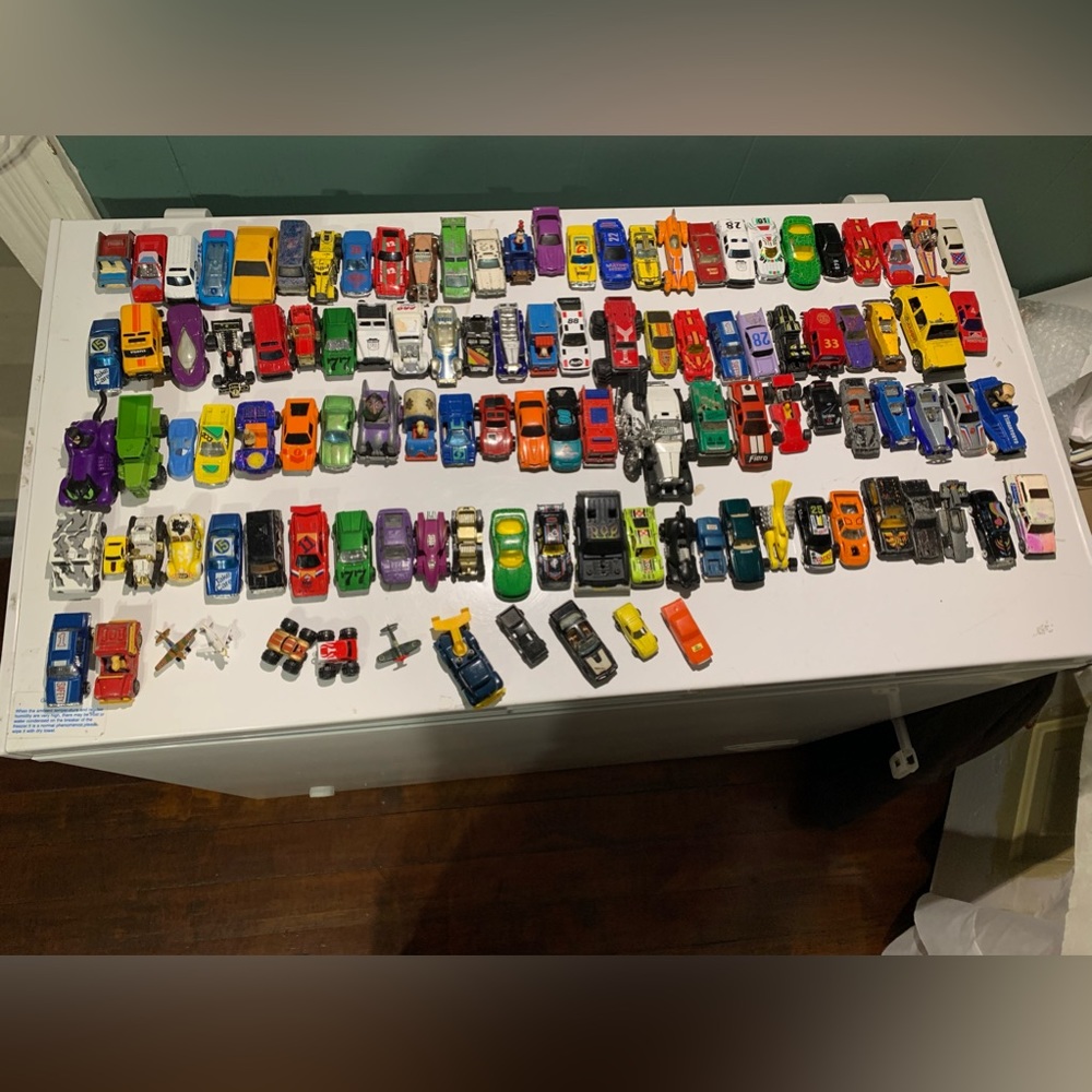 Collectable Vintage Car Truck Plane Micro Matchbox Mattel  Lot Of 115 8 Lbs